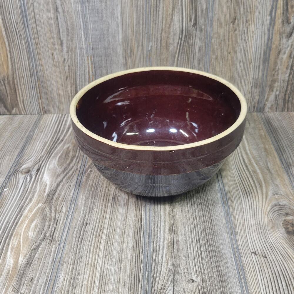Vintage USA Stoneware Brown Crock Mixing Bowl Ribbed 9 Inch Farmhouse Shoulder